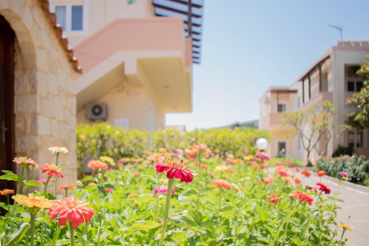 Agia Marina Evdokia Αpartments & Dimitra Village المظهر الخارجي الصورة