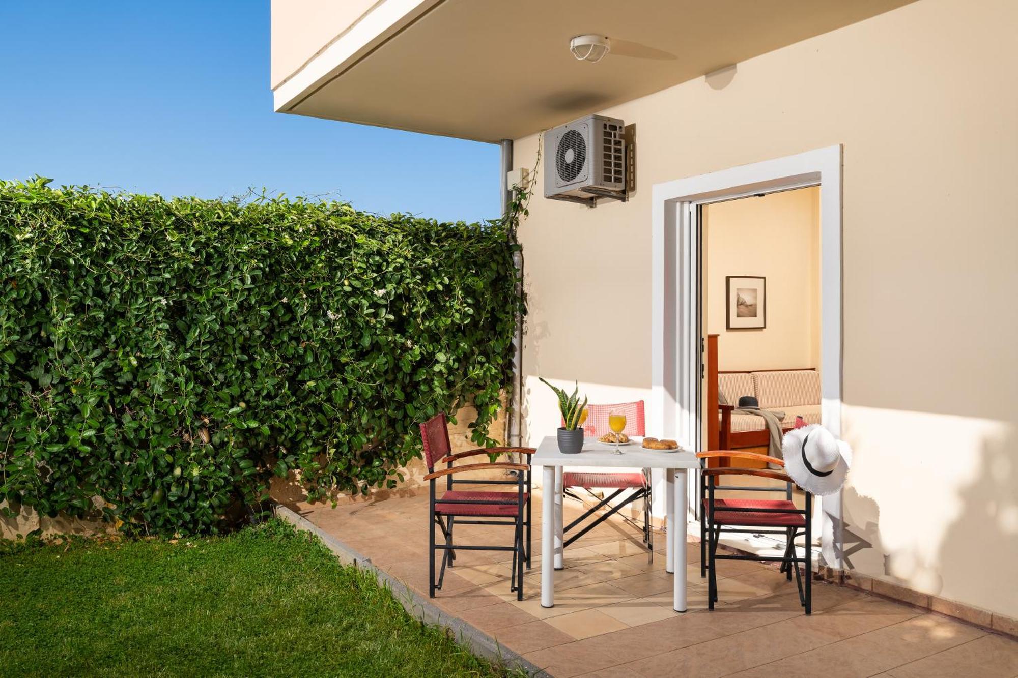 Agia Marina Evdokia Αpartments & Dimitra Village المظهر الخارجي الصورة